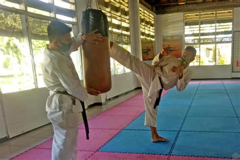 Apa Manfaat yang Bisa Didapatkan dari Berlatih Karate?